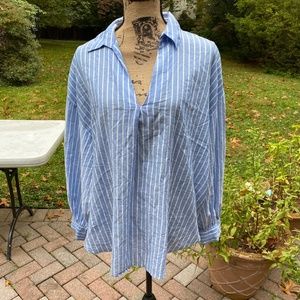 H & M Blue and White Size M